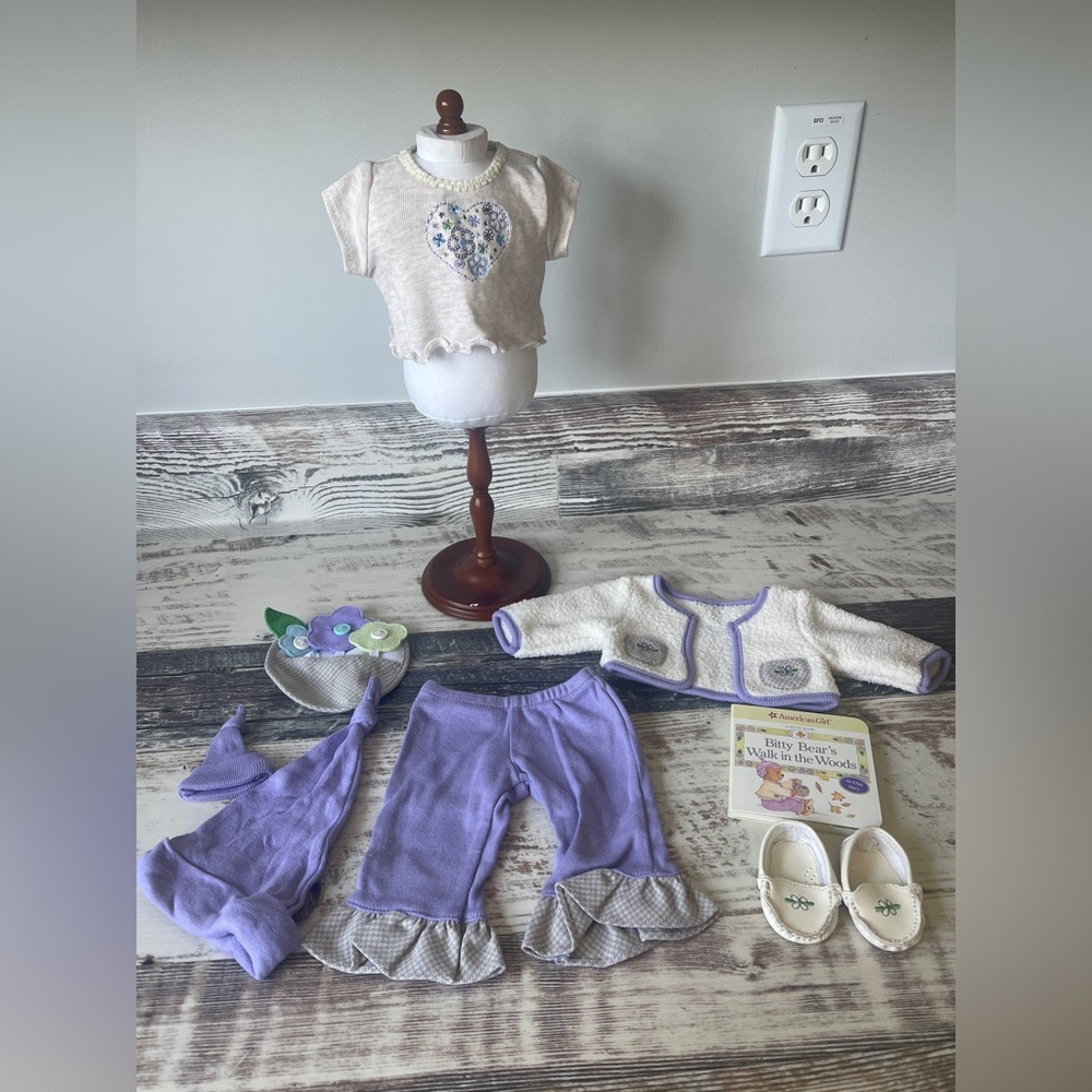 American Girl BITTY BABY Doll COZY CARDIGAN Set - Complete with Book 2006